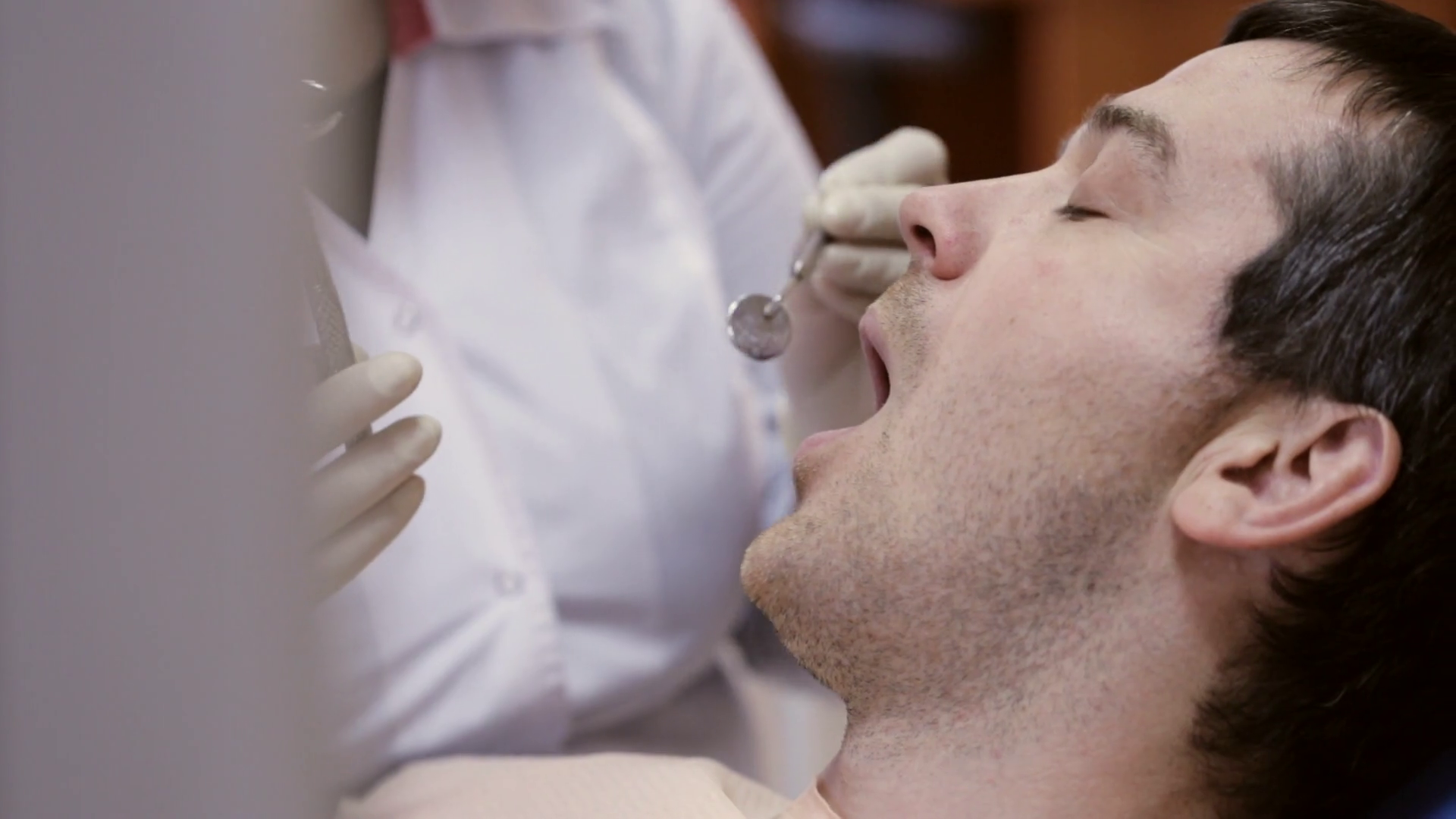 Dentist Pull Out Tooth At Dental Clinic Stock Footage SBV311282283 Storyblocks
